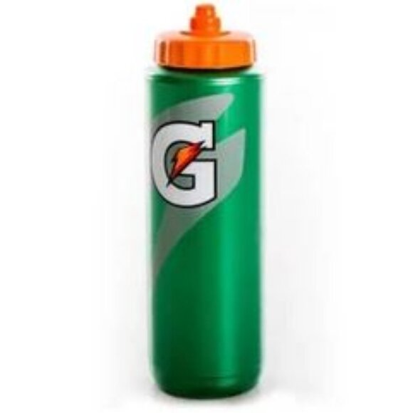 Gatorade Reusable 20 oz Squeeze Water Bottle - Picture 1 of 7